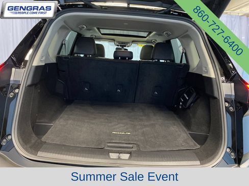 Used 2023 Nissan Rogue SV w/ SV Premium B Package AWD/4WD image 35