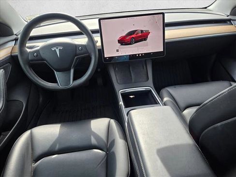 Used 2023 Tesla Model 3 Standard Range image 13