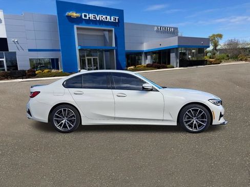 Used 2019 BMW 330i xDrive Sedan w/ Convenience Package AWD/4WD image 27