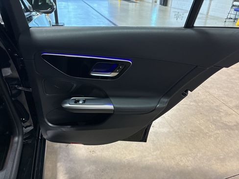 Used 2025 Mercedes-Benz C 300 4MATIC Sedan image 23