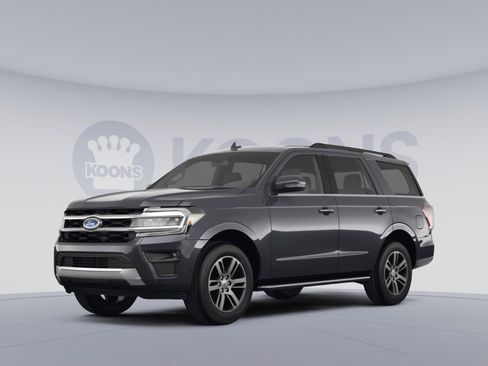Used 2024 Ford Expedition XLT AWD/4WD image 1