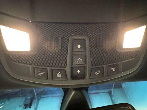 Used 2017 Lincoln MKZ Reserve w/ Climate Package AWD/4WD image 16