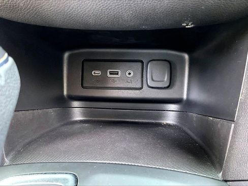 Used 2020 Chevrolet Equinox LT FWD image 26