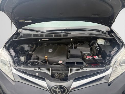 Used 2020 Toyota Sienna XLE Premium image 8