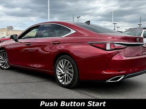 Used 2019 Lexus ES 350 w/ Accessory Package 2 image 3