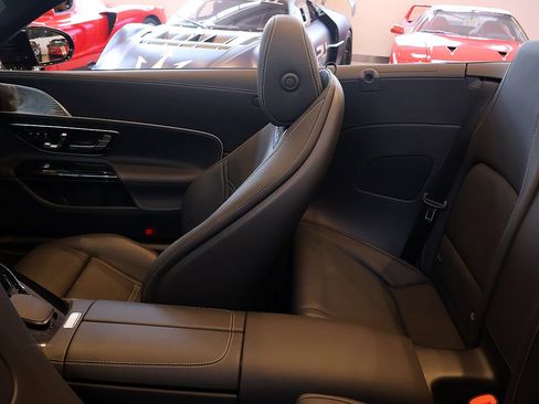 Used 2022 Mercedes-Benz SL 63 AMG 4MATIC image 50