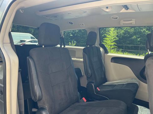 Used 2012 Dodge Grand Caravan Crew image 22