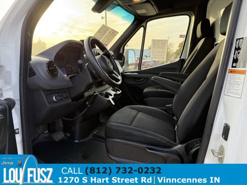 Used 2020 Mercedes-Benz Sprinter 4500 w/ Driver Convenience Package image 11