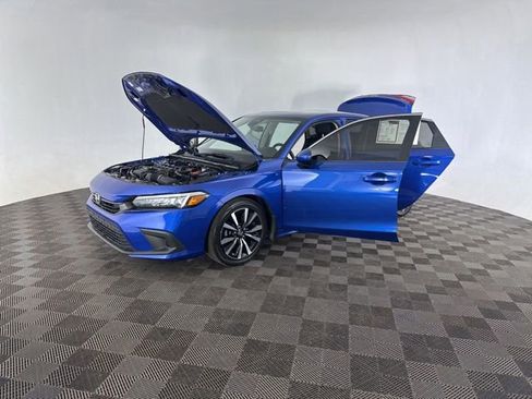 Used 2023 Honda Civic EX image 12