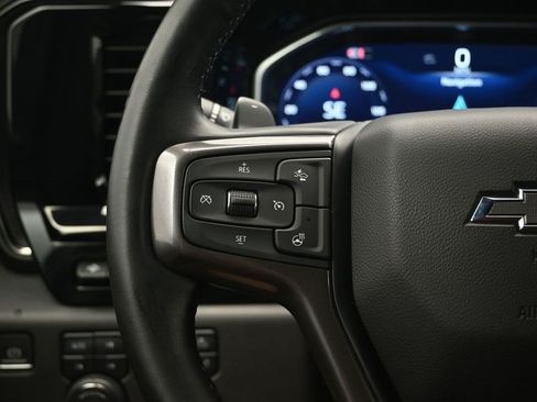 Used 2024 Chevrolet Silverado 1500 ZR2 w/ Technology Package AWD/4WD image 19