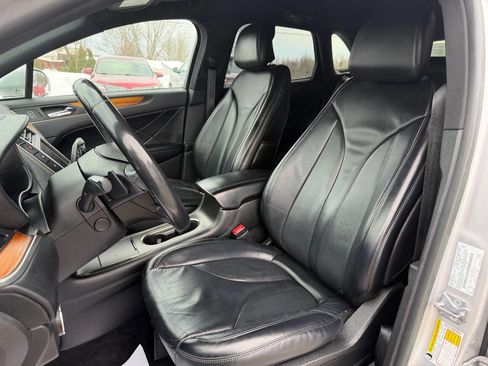 Used 2018 Lincoln MKC Select w/ Select Plus Package image 25