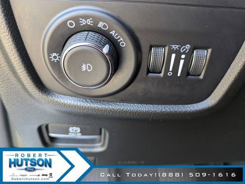 Used 2025 Jeep Grand Cherokee L Limited w/ Luxury Tech Group II AWD/4WD image 28