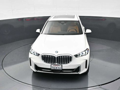 Used 2026 BMW X5 xDrive40i w/ Premium Package AWD/4WD image 18