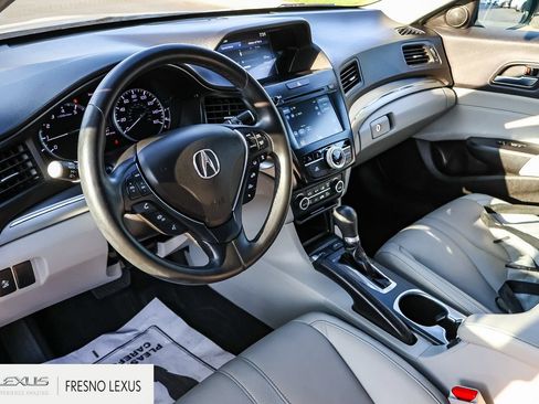 Used 2019 Acura ILX w/ Premium Package FWD image 19