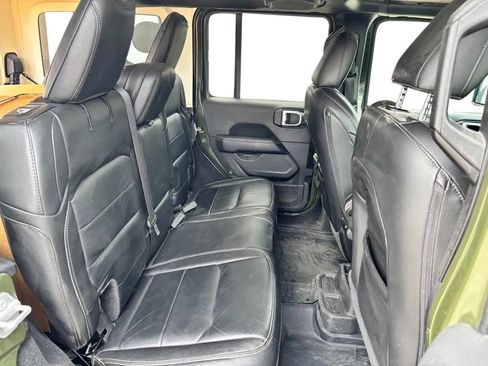 Used 2021 Jeep Wrangler Unlimited Sahara w/ Uconnect 4C Nav & Sound Group AWD/4WD image 23