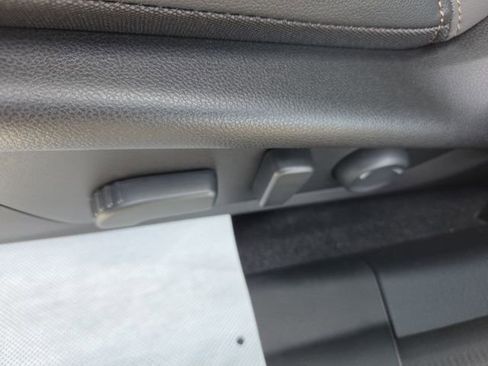 New 2026 Subaru Outback Limited AWD/4WD image 12