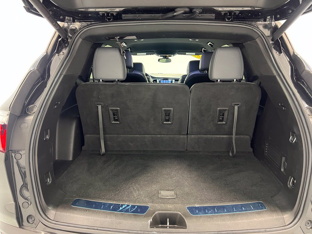Used 2023 Buick Enclave Essence FWD image 31