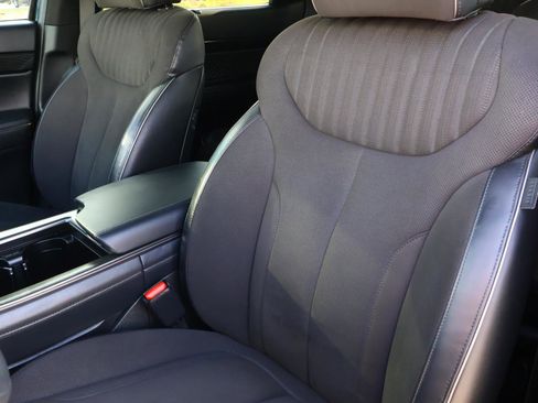 Used 2025 Hyundai Palisade Calligraphy image 14