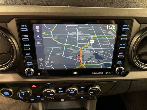 Used 2020 Toyota Tacoma TRD Off-Road w/ TRD Premium Off Road Package image 12