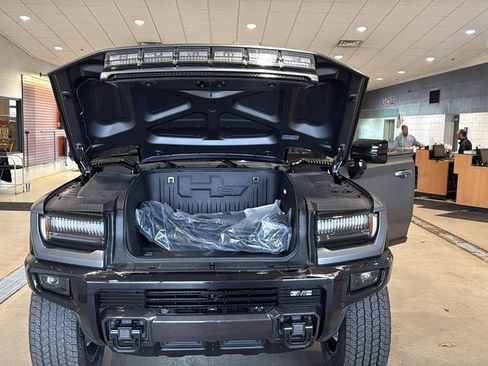 New 2026 GMC Hummer EV 3X w/ Carbon Fiber Edition Package AWD/4WD image 14