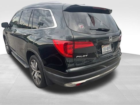 Used 2017 Honda Pilot Touring image 19