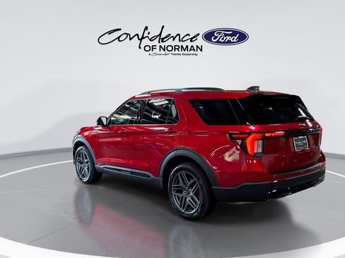 New 2026 Ford Explorer ST-Line w/ ST-Line Street Pack AWD/4WD image 6