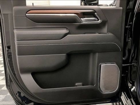 Used 2024 GMC Sierra 2500 Denali w/ Technology Package image 22