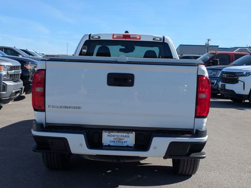 Used 2022 Chevrolet Colorado LT w/ Fleet Safety Package image 4