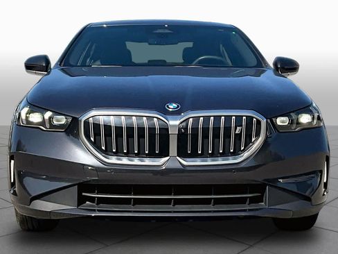 Used 2024 BMW i5 eDrive40i RWD image 3
