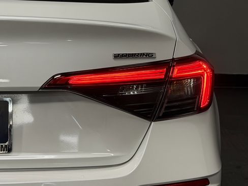 Used 2024 Honda Civic Touring image 13