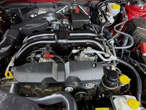 Used 2016 Subaru Outback 2.5i Limited w/ Popular Package #4 image 32