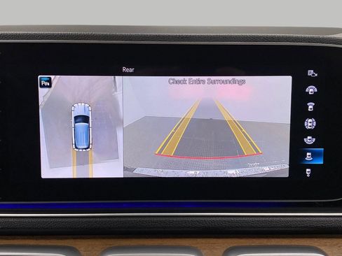 Used 2021 Mercedes-Benz GLE 350 4MATIC image 26