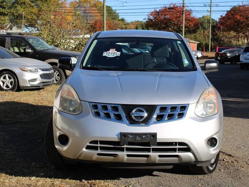 Used 2011 Nissan Rogue S image 2