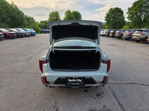 New 2026 Kia K4 GT-Line FWD image 9