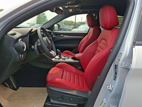 New 2026 Alfa Romeo Stelvio Sprint AWD/4WD image 9