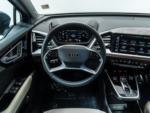Used 2025 Audi Q4 e-tron Premium Plus w/ Premium Plus image 14