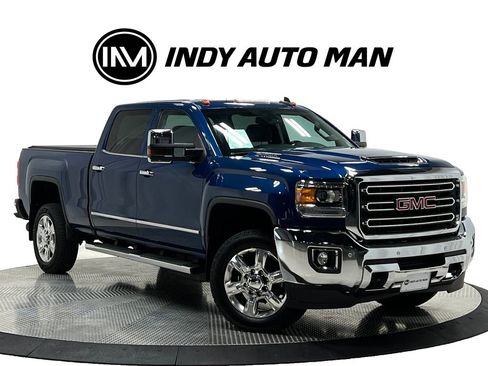 Used 2018 GMC Sierra 2500 SLT w/ Duramax Plus Package AWD/4WD image 2