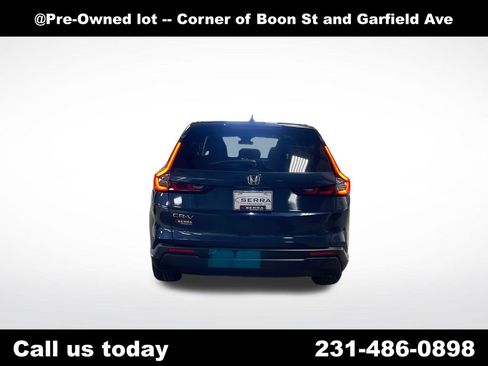 Used 2025 Honda CR-V LX image 4