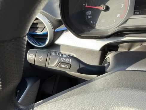 Used 2025 Chevrolet Trax LS FWD image 23
