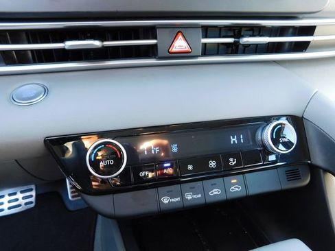 Used 2025 Hyundai Elantra Sport w/ Cargo Package image 28