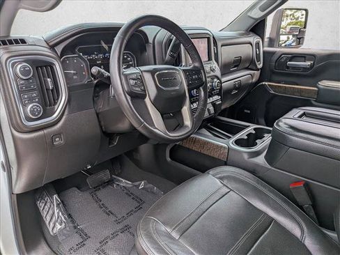 Used 2022 GMC Sierra 2500 Denali AWD/4WD image 11