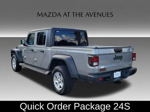 Used 2020 Jeep Gladiator Sport w/ Quick Order Package 24S AWD/4WD image 5