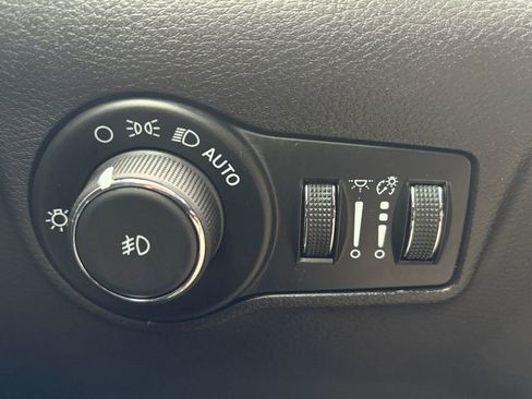 New 2026 Jeep Compass Latitude image 3