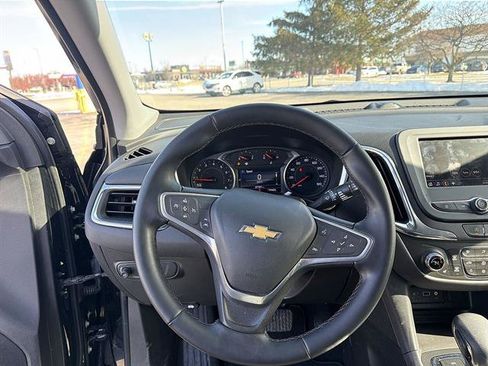 Used 2023 Chevrolet Equinox LT AWD/4WD image 11