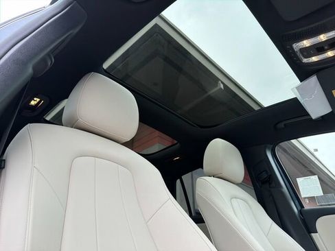 Certified 2022 Mercedes-Benz GLA 250 image 21