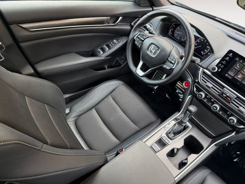 Used 2019 Honda Accord Sport image 15