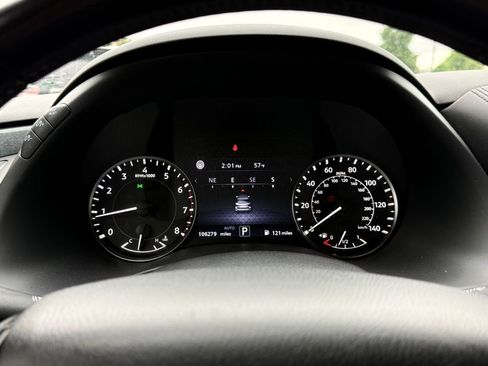 Used 2021 Nissan Armada SV AWD/4WD image 33
