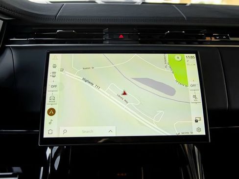 New 2025 Land Rover Range Rover Sport Dynamic SE image 18