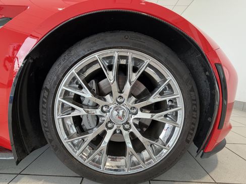 Used 2014 Chevrolet Corvette Stingray Coupe w/ 2LT Preferred Equipment Group RWD image 9