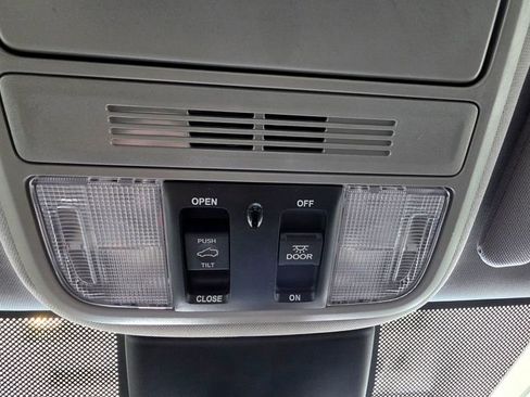 Used 2024 Honda Odyssey EX-L image 50